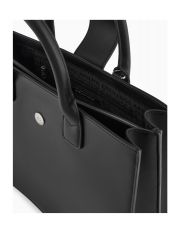 XW000305 AF12039 SAMPLE UC001 TU N JODIE