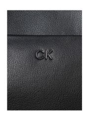 תיק צד דמוי עור לאישה מבית Calvin Klein דגם  K60K612113-BEH