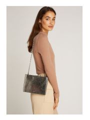 תיק צד דמוי עור מבית Calvin Klein דגם K60K612793-PE6