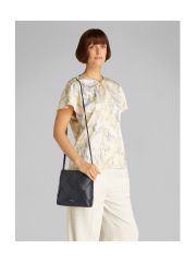 תיק צד דמוי עור לאישה מבית Calvin Klein  דגם K60K612991-BEH