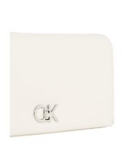 תיק צד דמוי עור לאישה מבית Calvin Klein  דגם K60K613180-67U