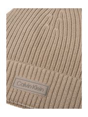 PATCH CHUNKY RIB COTTON BEANIE