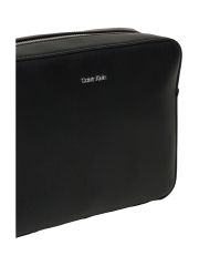 תיק צד דמוי עור מבית Calvin Klein דגם LV04F3097G-UB1