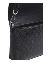 תיק צד דמוי עור מבית Calvin Klein דגם LV04F3101G-UB1