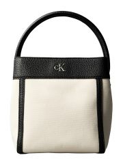 CK CANVAS BUCKET WIT