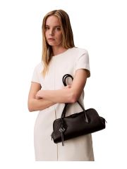 MULTI COMPARTMENT SHOULDER BAG