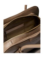 MULTI COMPARTMENT SHOULDER BAG