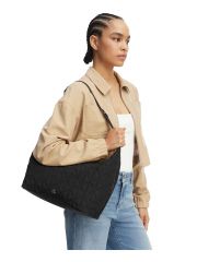QUILTED NYLON MEDIUM SHOULDER BA