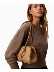 EMBLEM TRIO PEBBLE SHOULDER BAG