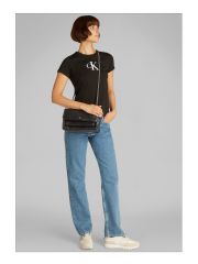 תיק צד דמוי עור לאישה מבית Calvin Klein  דגם LV04K3084G-UB1