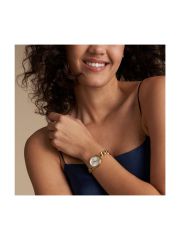 שעון לאישה מבית Fossil קולקציית CARLIE דגם ES5329