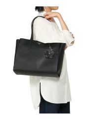 תיק דמוי עור GUESS דגם G-BG972523-BLA