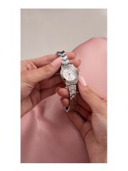 שעון יד Guess לאישה מקולקציית PIPER דגם GW0413L1