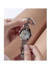 שעון Guess לאישה מקולקציית SERENA דגם GW0546L4