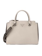 תיק צד דמוי עור מבית Guess דגם G-LE996306-TAU