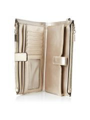 ארנק דמוי עור מבית GUESS לאישה בצבע זהב