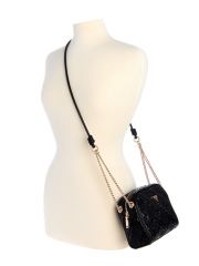 תיק צד דמוי עור מבית Guess דגם G-QL965814-BLA