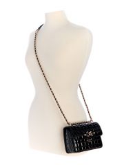 תיק צד דמוי עור מבית Guess דגם G-QT842478-BLA