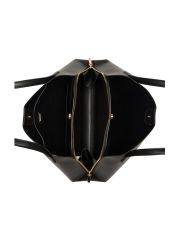 תיק דמוי עור GUESS קולקציית SORA דגם VG950722-BLA