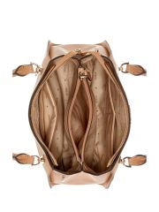 תיק צד דמוי עור לאישה מבית Guess דגם ZG787907-BEI