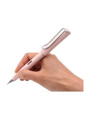 עט נובע מבית LAMY דגם Safari מודל 4033560