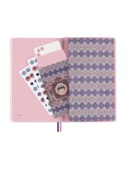 מחברת שורה כ.קשה LIMITED EDITION מבית MOLESKINE קולקציית האומן היפני Momoko SAKURA דגם LESU07QP060NB