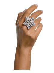 טבעת מבית SWAROVSKI קולקצייתSTELLA  דגם 5626369