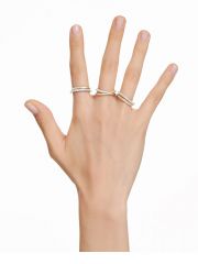 טבעת לאישה מבית SWAROVSKI קולקציית Hyperbola דגם 5740412