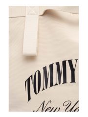 תיק צד לאישה מבית Tommy Hilfiger דגם AW0AW16500-YBH