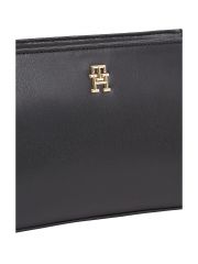 תיק צד לאישה מבית Tommy Hilfiger דגם AW0AW17021-BDS