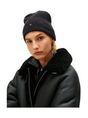 TH CABLE ENAMEL FLAG BEANIE