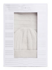 TH FLAG FLUFFY BEANIE & SCARF GP