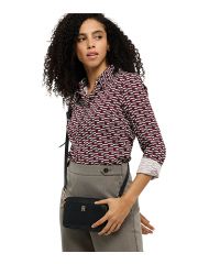 תיק דמוי עור מבית TOMMY דגם TOM-AW0AW18120-BDS