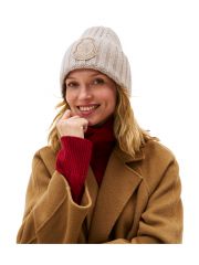 TH CREST FLUFFY BEANIE