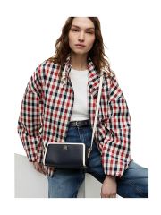 תיק דמוי עור מבית TOMMY דגם TOM-AW0AW18899-DW6