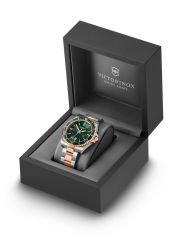 שעון יד לגבר של Victorinox מקולקציית Maverick דגם 242008