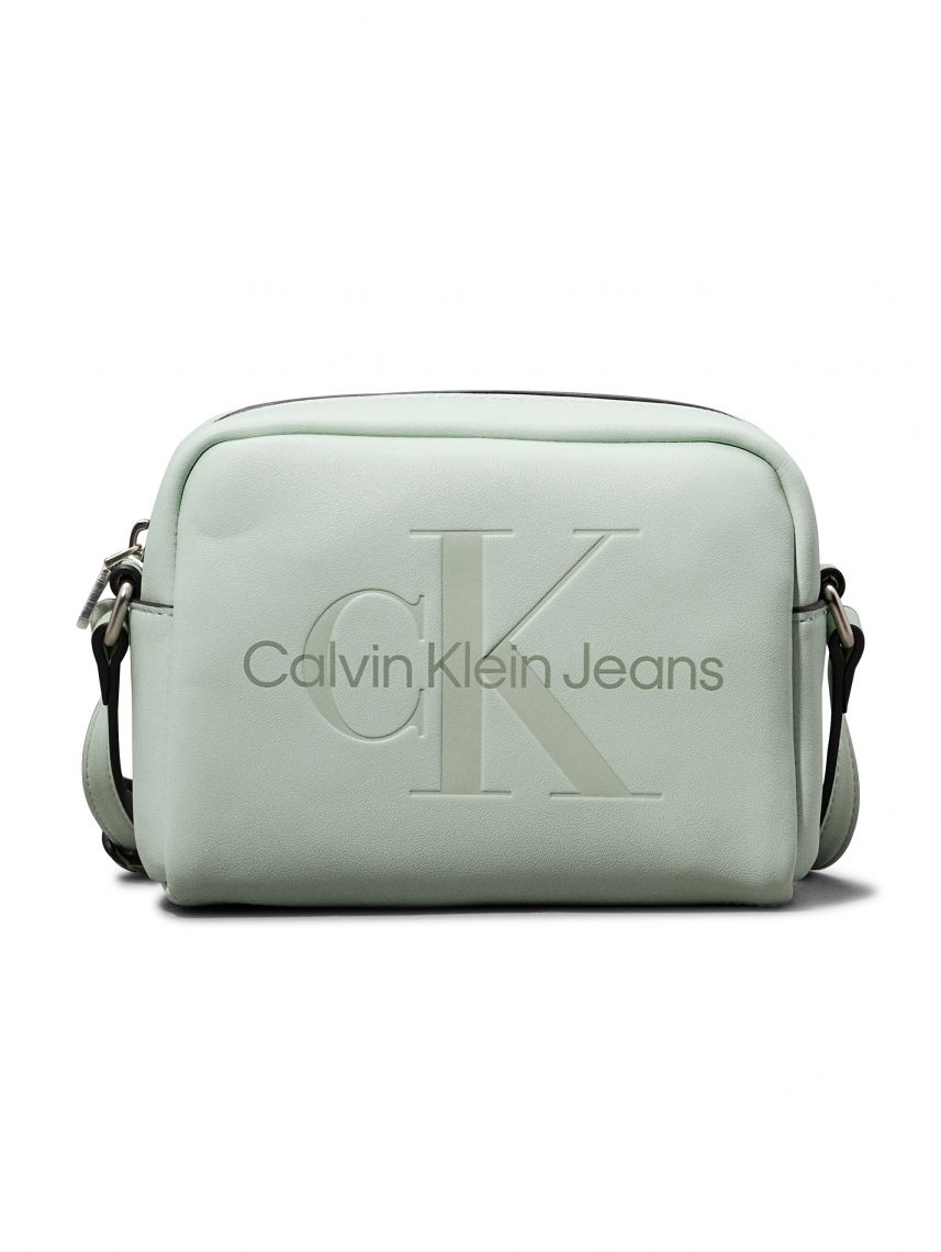 תיק צד דמוי עור לאישה מבית Calvin Klein דגם K60K612220-LCD