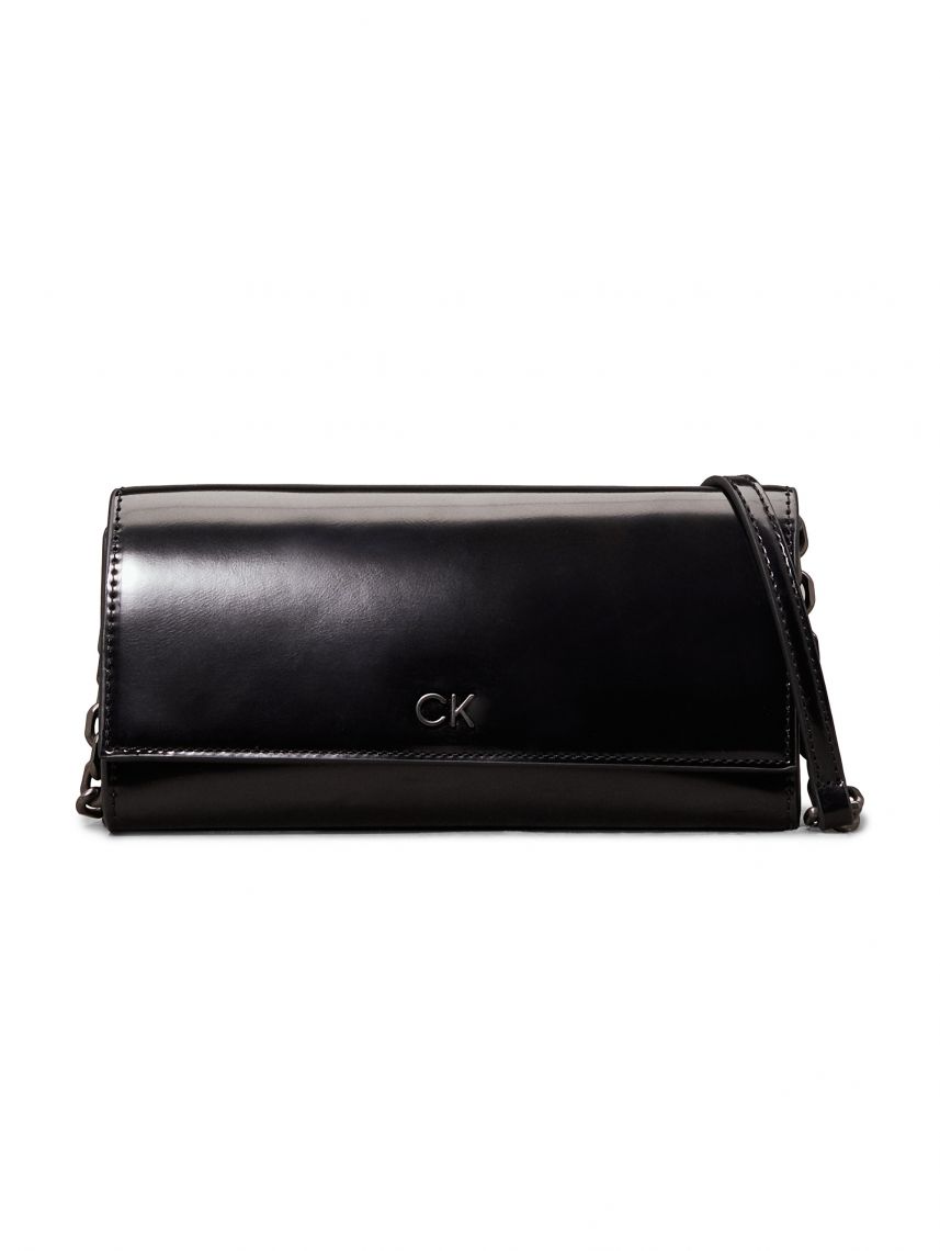 תיק צד דמוי עור לאישה מבית Calvin Klein דגם K60K612423-BEH
