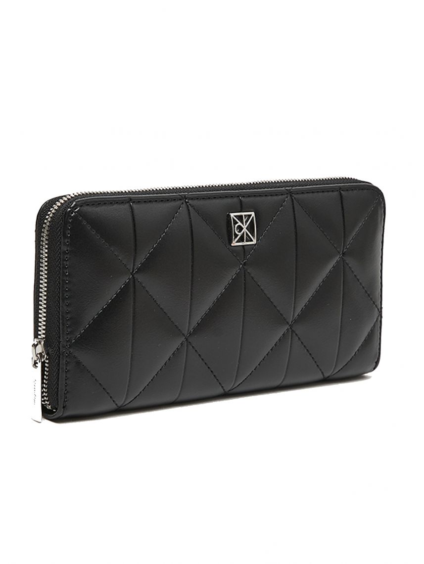 QUILTED LONG ZIP AROUND