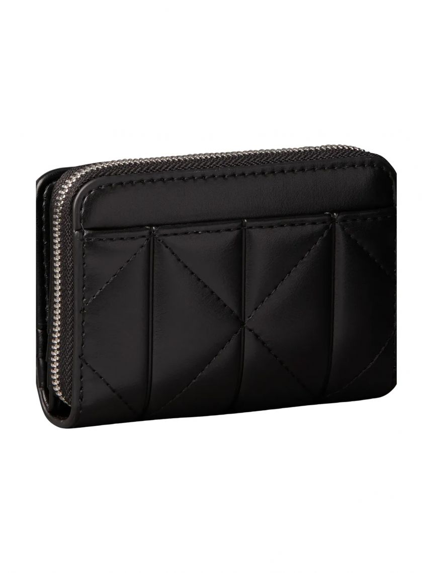 QUILTED FLAP ZIP AROUND