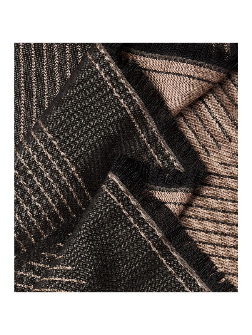 EMBLEM GRAPHIC LW SQUARE SCARF