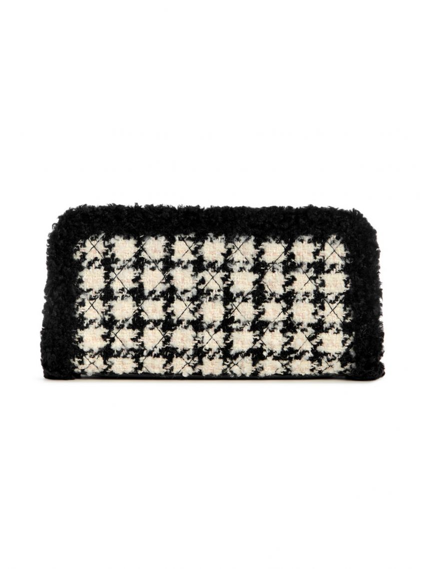 תיק דמוי עור מבית Guess דגם G-QT813972-BML