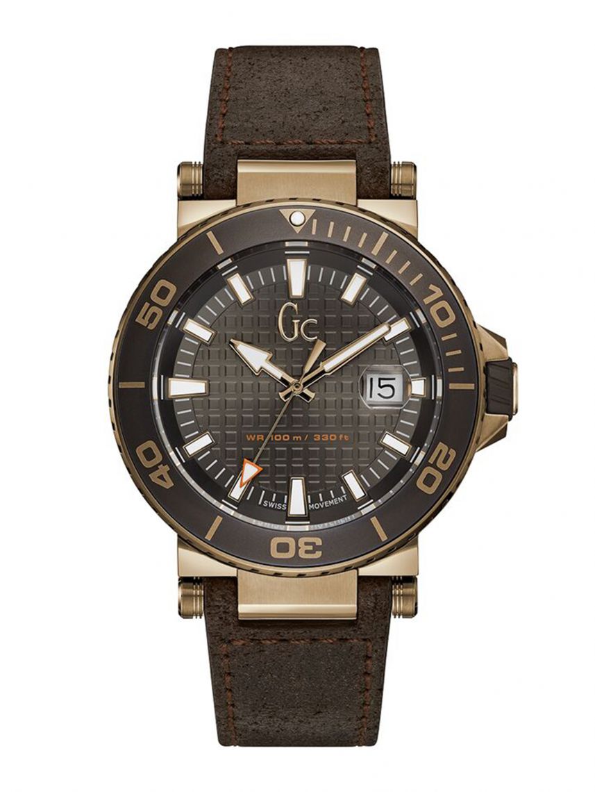 שעון GC שוויצרי לגבר עם רצועת עור דגם Y36001G5