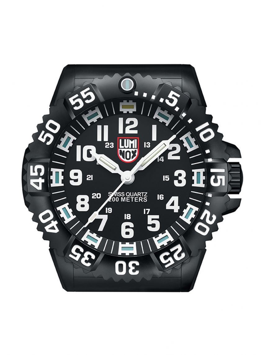 שעון קיר LUMINOX דגם XL.BIG.40