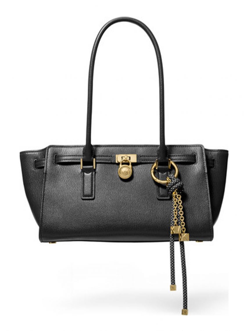 SM EW SHLDR TOTE W CHARM