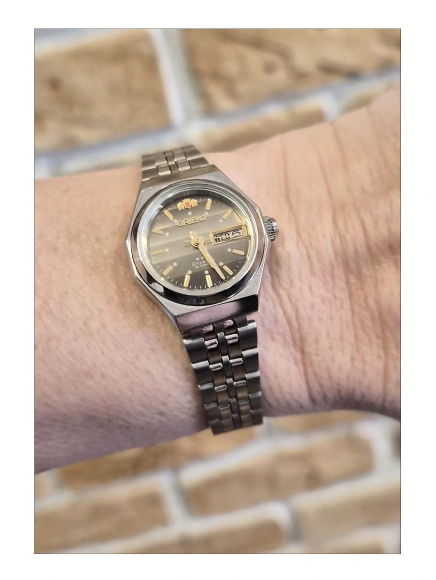 שעון ORIENT דגם Q09003U6