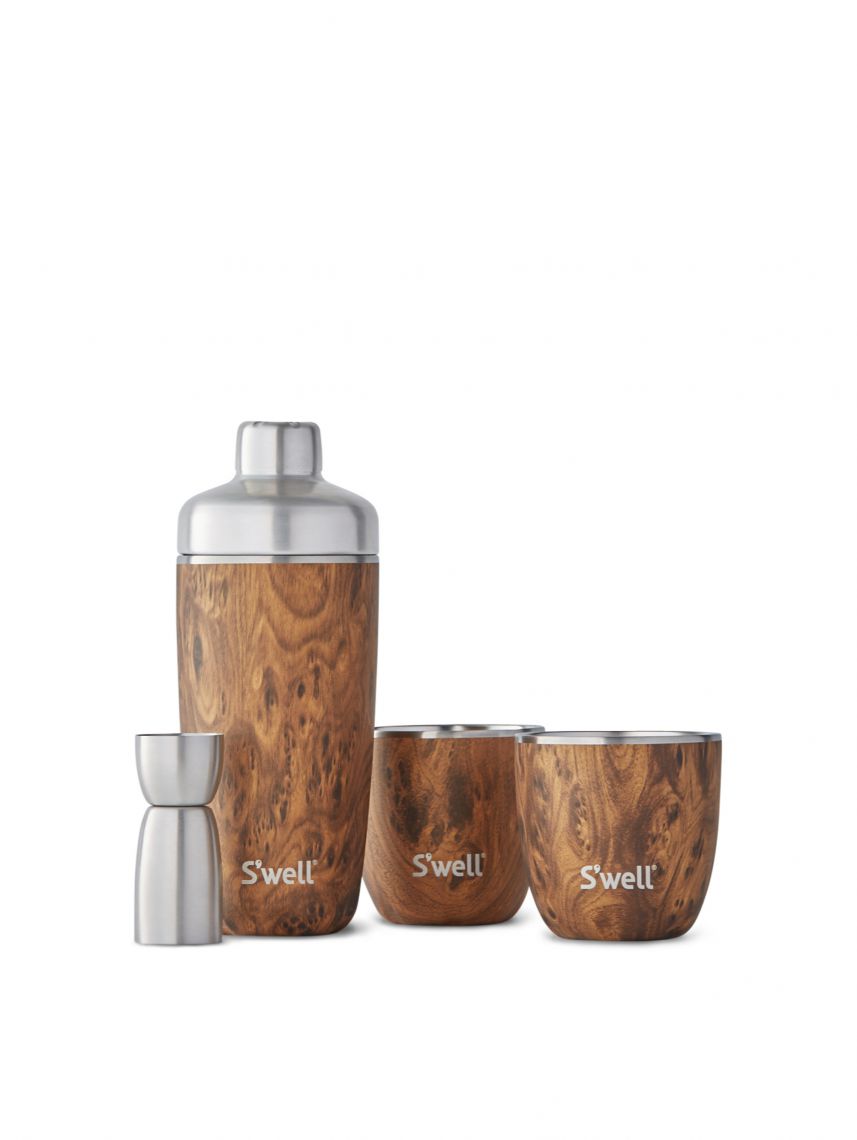 סט איכותי להכנת קוקטיילים מבית S’well כולל שייקר נירוסטה מבודד ושתי כוסות מקולקציית Wood