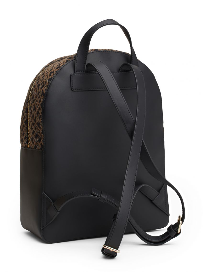 תיק גב מבית Tommy Hilfiger דגם AW0AW17074-BDS