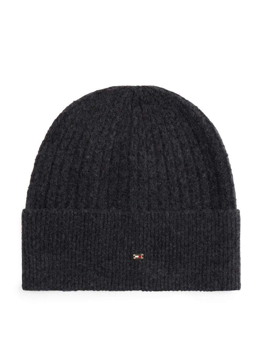 TH CABLE ENAMEL FLAG BEANIE