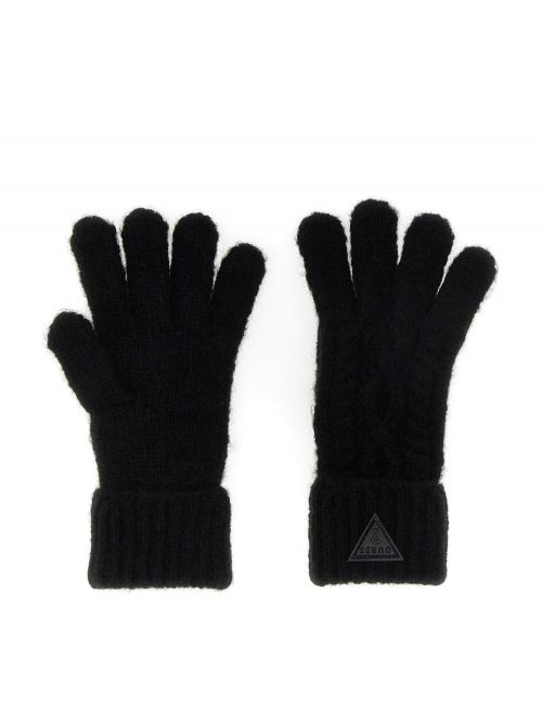 כפפות צמר מבית Guess דגם AW5211POL02-BLA-S